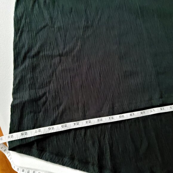 Lands End Womens Black Crinkle Midi Dress Size M V-neckline  Crinkle texture - Picture 6 of 8